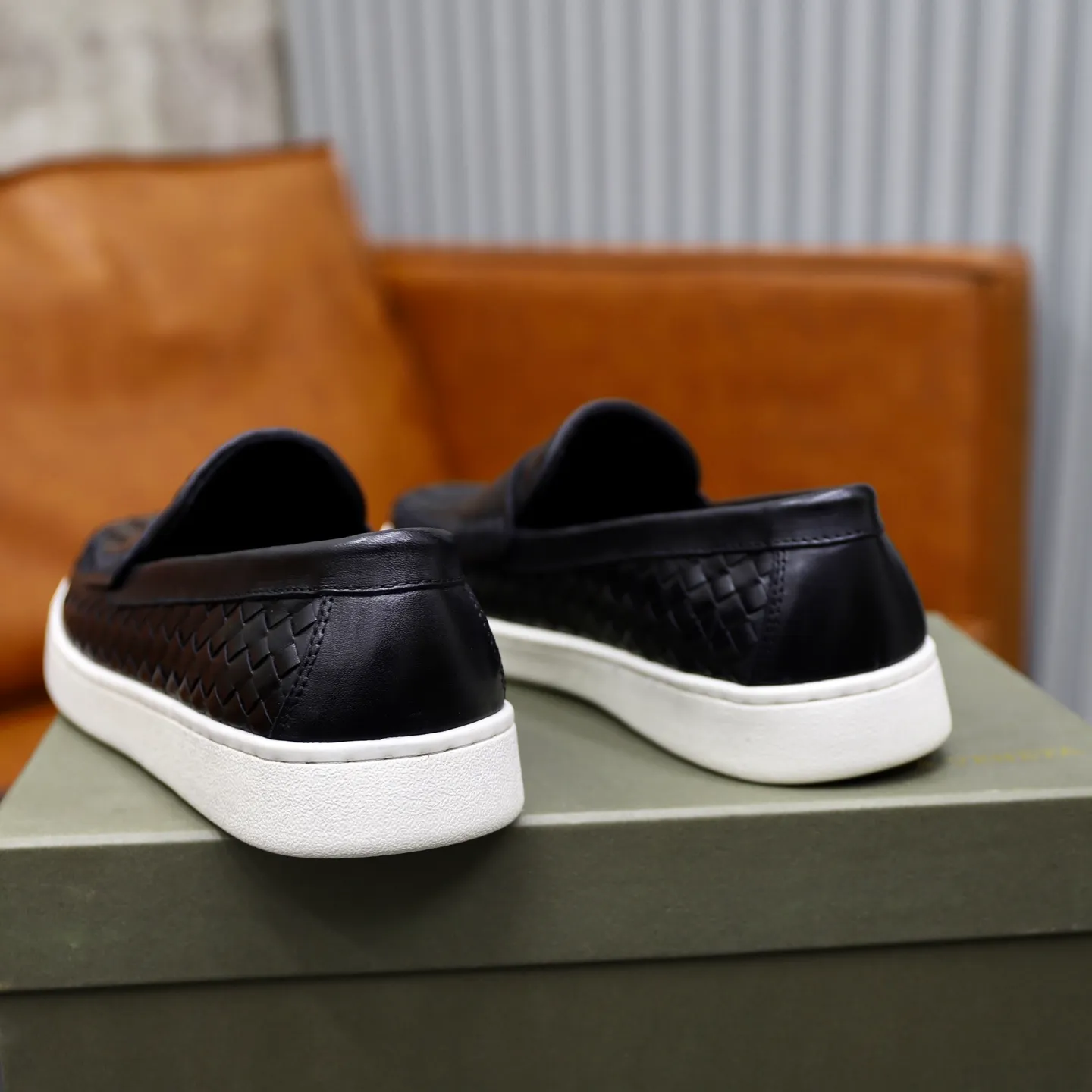 Men's shoes: 500💰BOTTEG* VENET* - high-end boutique Size: 38-44 (45 customized) BV new product, calfskin artificially woven classic style harmoniously blends with contemporary fashion temperament, rubber soles are light and flexible, water-dyed cowhide!
